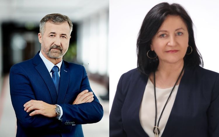 Zmiana Głównego Geodety Kraju, po lewej - dotychczasowy GGK Waldemar Izdebski, po prawej nowa GGK - Alicja Kulka, fot. GUGiK