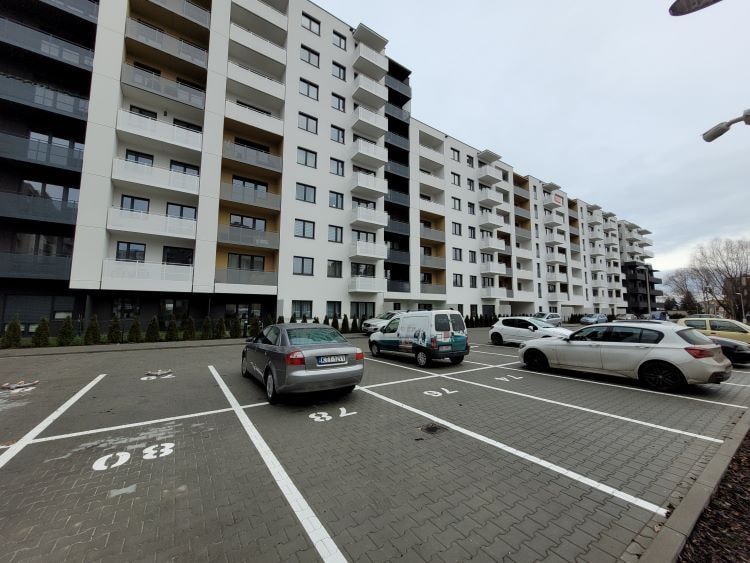 Osiedle z parkowaniem synchronicznym – ul. Walerego Sławka 11b - 15, FOT. lovekrakow.pl